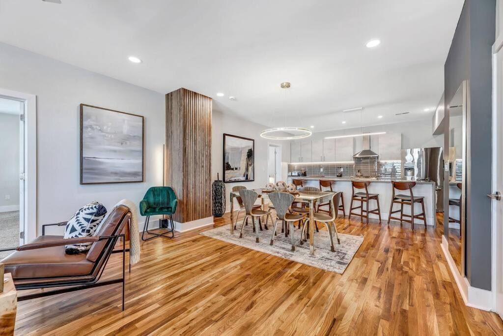 3 Bdrm 3 Full Bath Tower View Walk Up Apartment